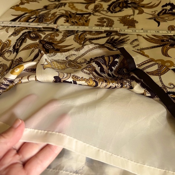 Old Navy Silk Pleated Skirt - Picture 11 of 14